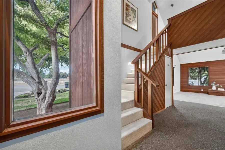 1857 S Bush Avenue, Fresno, CA 93727 - #2