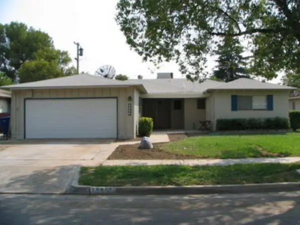 3886 E Rialto, Fresno, CA 93726