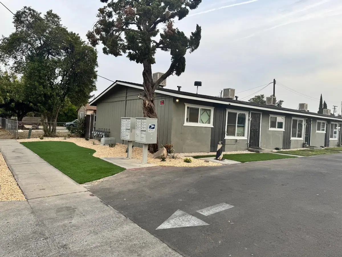 1244 N Millbrook Avenue, Fresno, CA 93703 - #1
