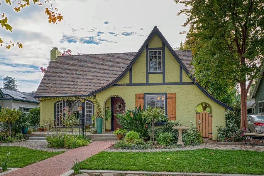 428 E Harvard Avenue, Fresno, CA 93704 - #2