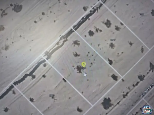 2525   Sea Port Ave, Salton City, CA 92274