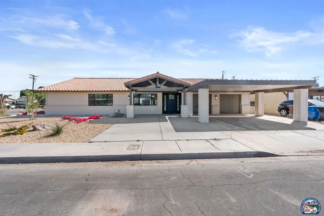 120 W 5th St, Imperial, CA 92251 - #1