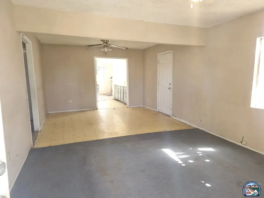 312 Giles Ave, Calexico, CA 92231 - Image #2