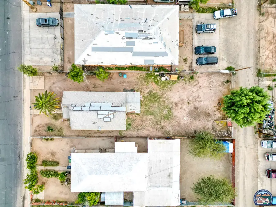 922  E 3rd St, Calexico, CA 92231 - #2