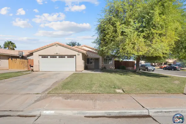 653 Baywood St, Imperial, CA 92251