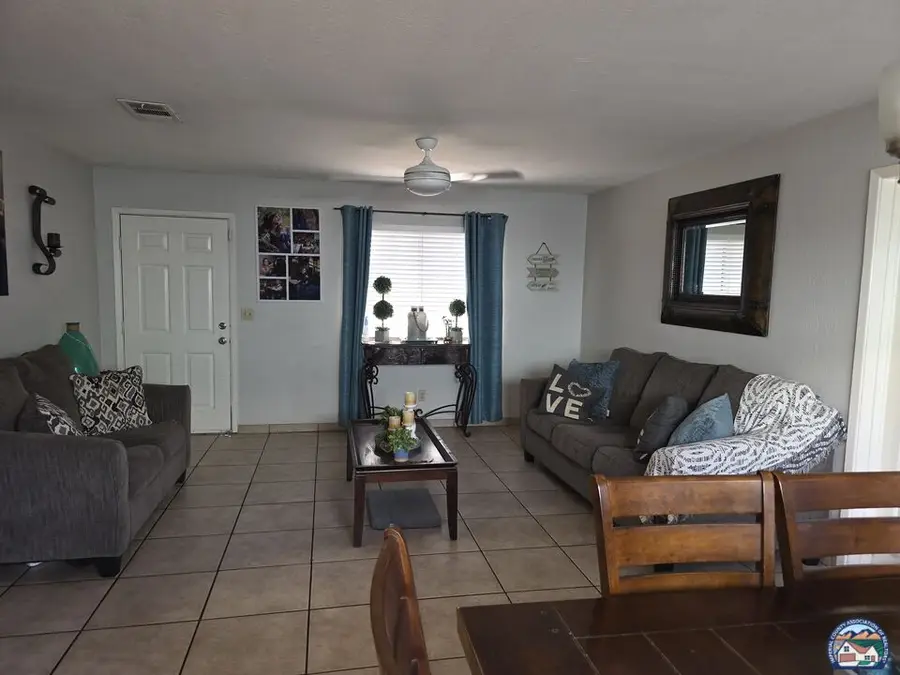 1080 W Heil Ave, El Centro, CA 92243 - Image #3