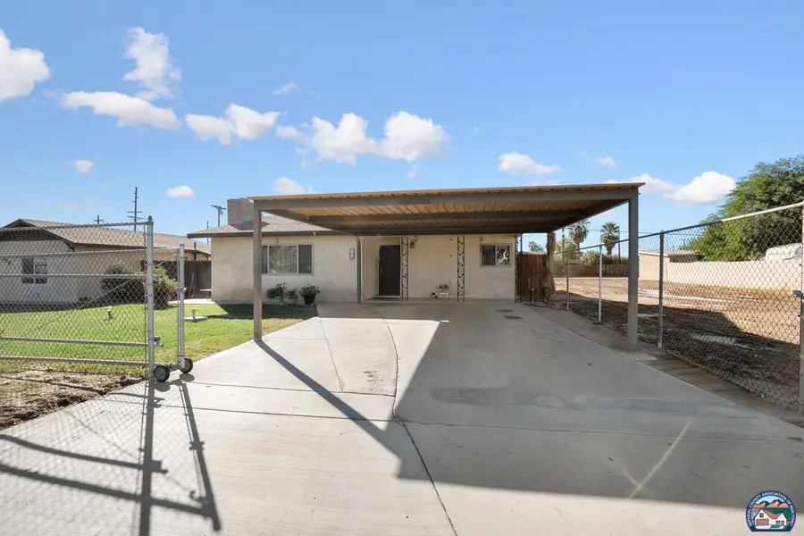 346  E 5th St, Westmorland, CA 92281 - Image #2