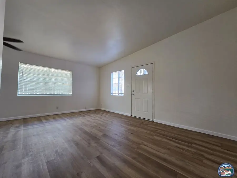 1467 W Hamilton Ave, El Centro, CA 92243 - Image #3