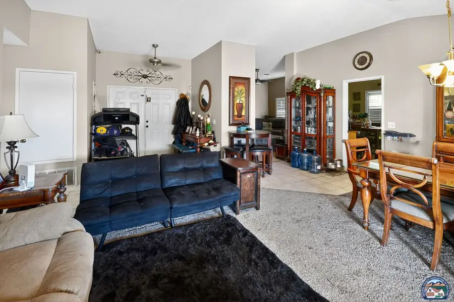 296   Winchester Ln, Imperial, CA 92251 - Image #3