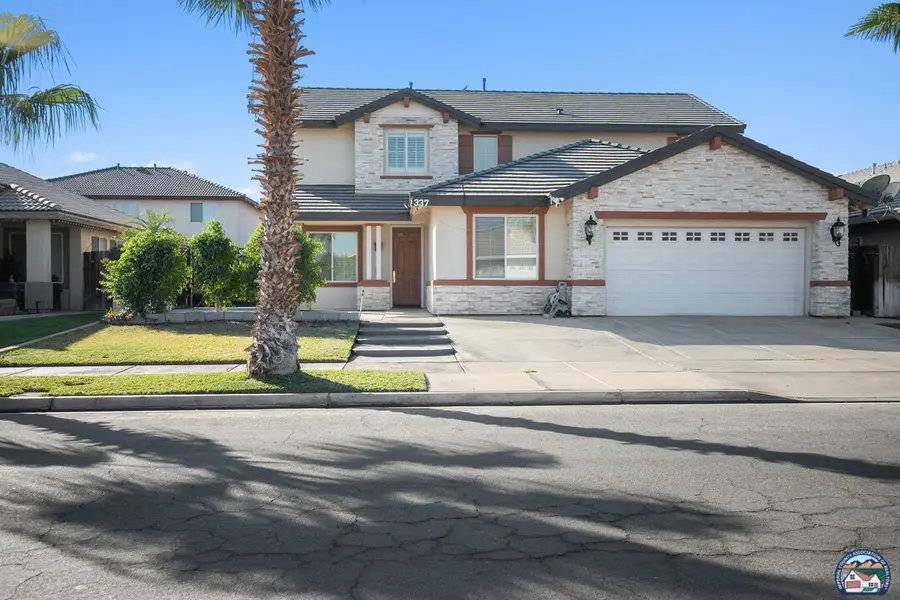 337 Countryside Dr, El Centro, CA 92243 - Image #2