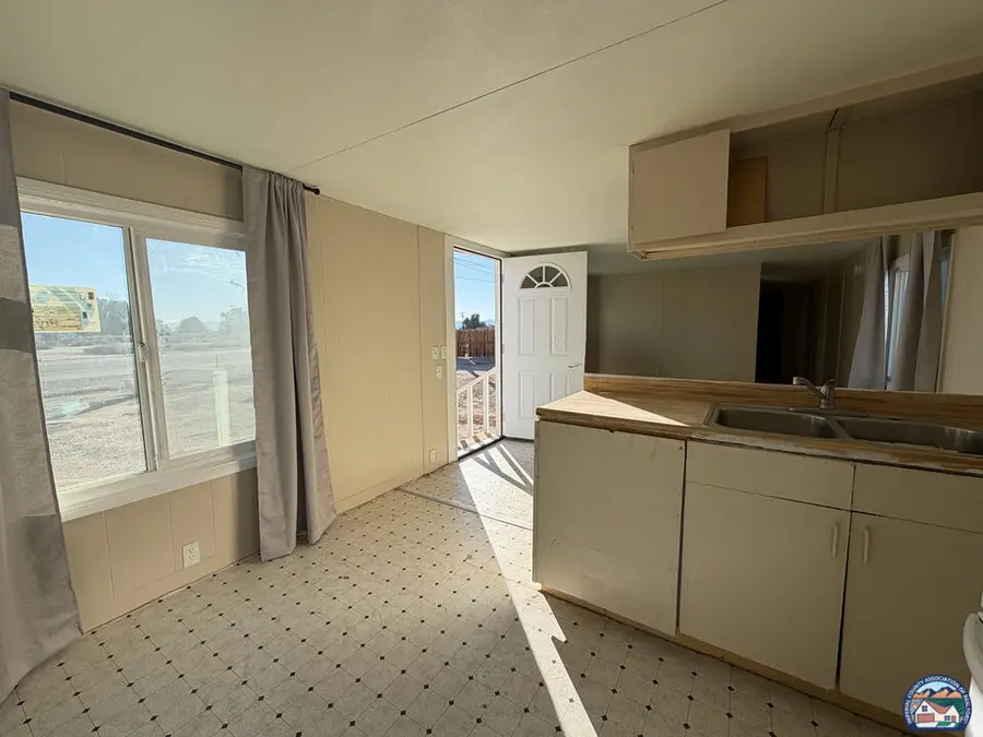 1907  N Imperial Ave, Seeley, CA 92273 - Image #3