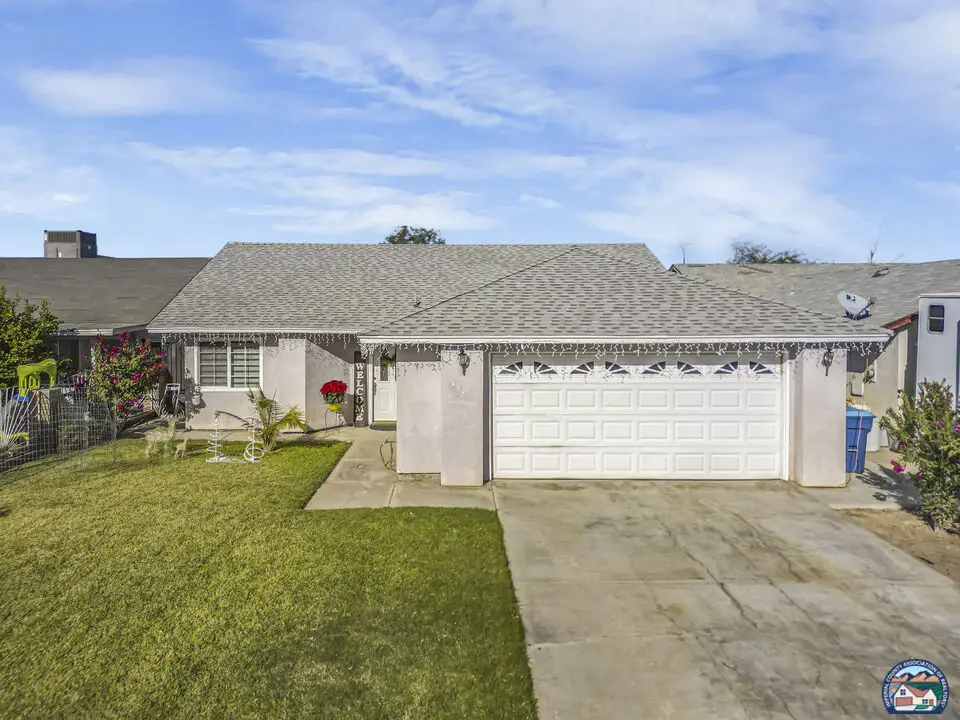 417 Vaquero Trl, Imperial, CA 92251 - Image #1