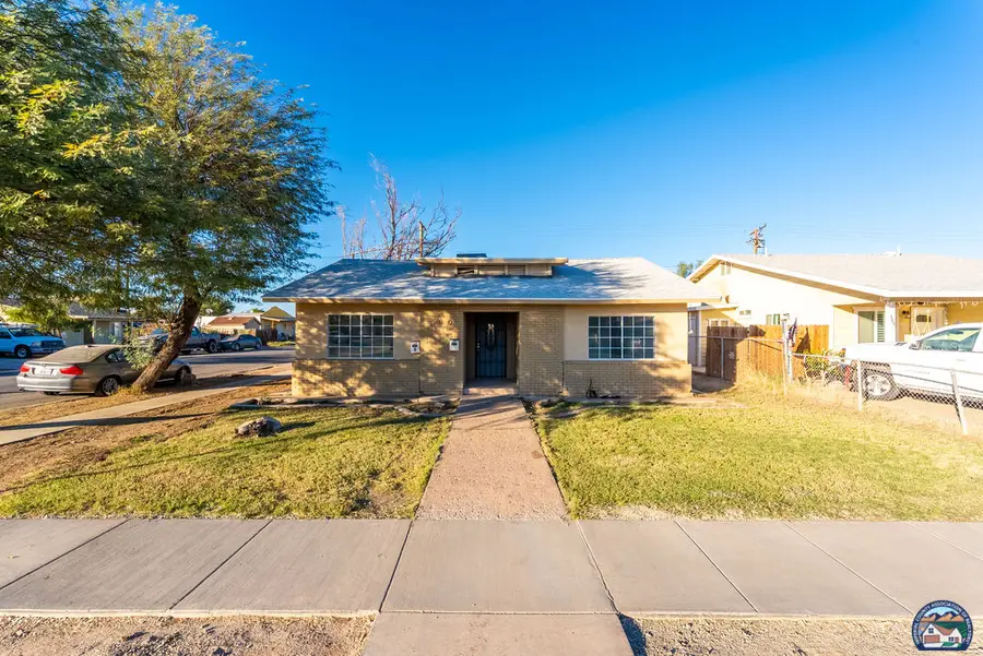 590   Vine St, El Centro, CA 92243 - Image #2