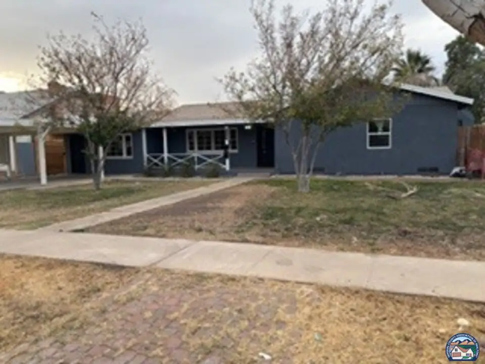 561   Wensley Ave, El Centro, CA 92243 - Image #1