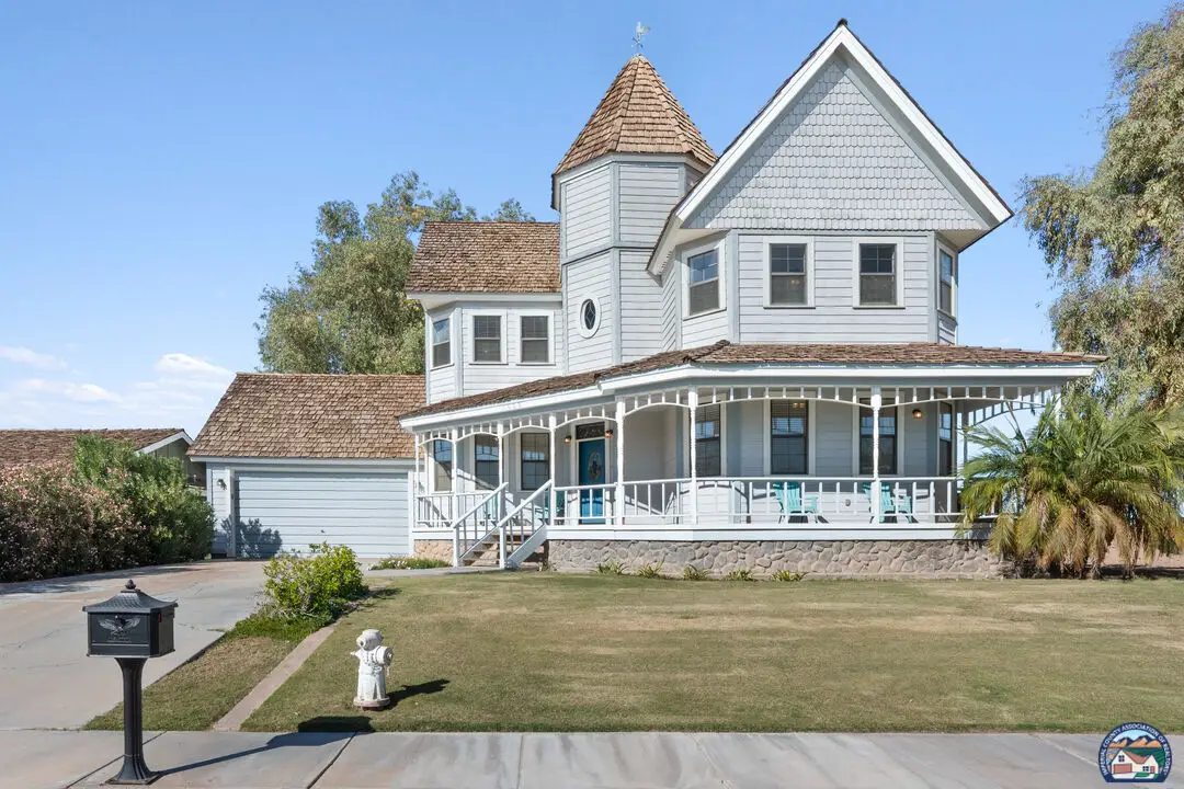 1023 Crestview Dr, Brawley, CA 92227 - Image #1