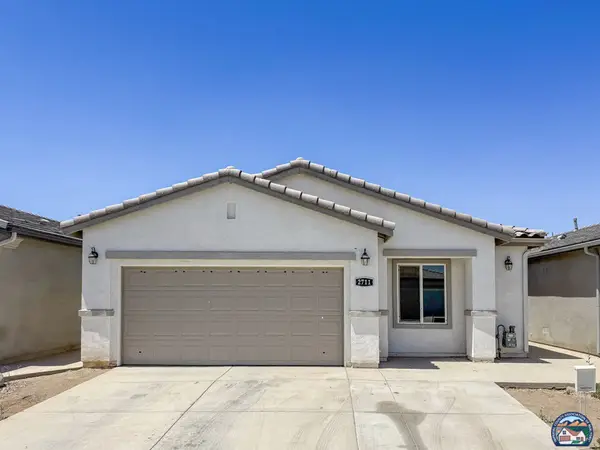 2711   Meadowbrook Dr, Imperial, CA 92251