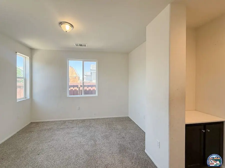 2711   Meadowbrook Dr, Imperial, CA 92251 - #3