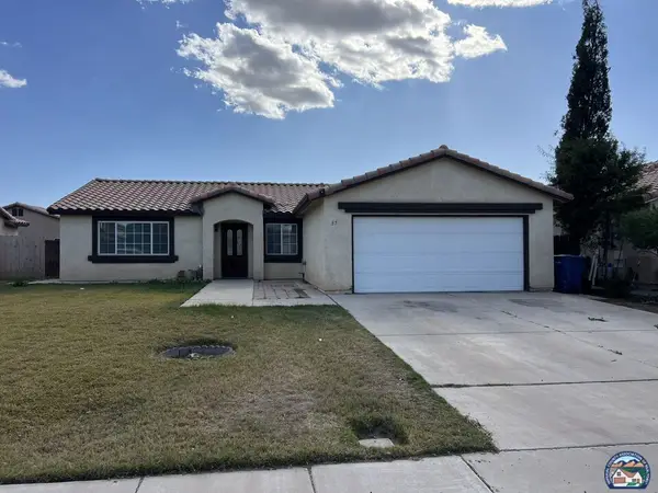 37  W Sparrow St, Heber, CA 92249