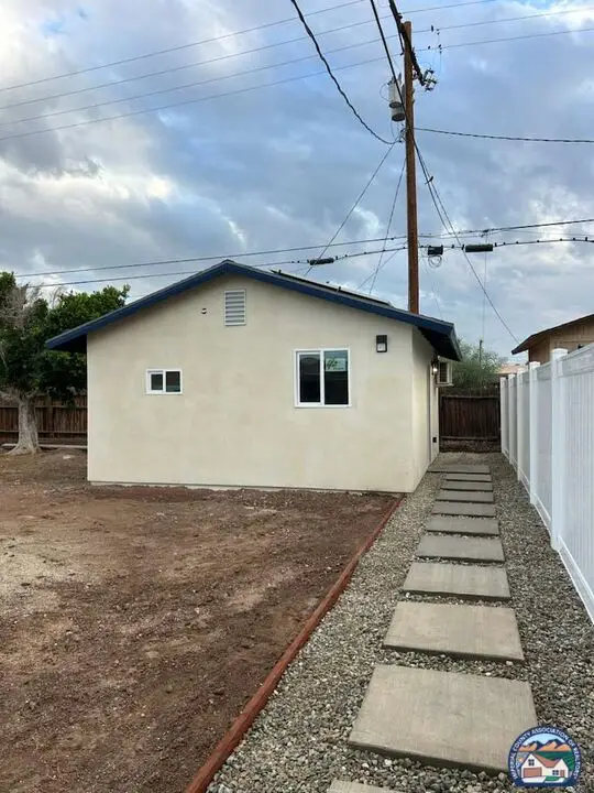 1583 Lenrey Ave, El Centro, CA 92243 - Image #1