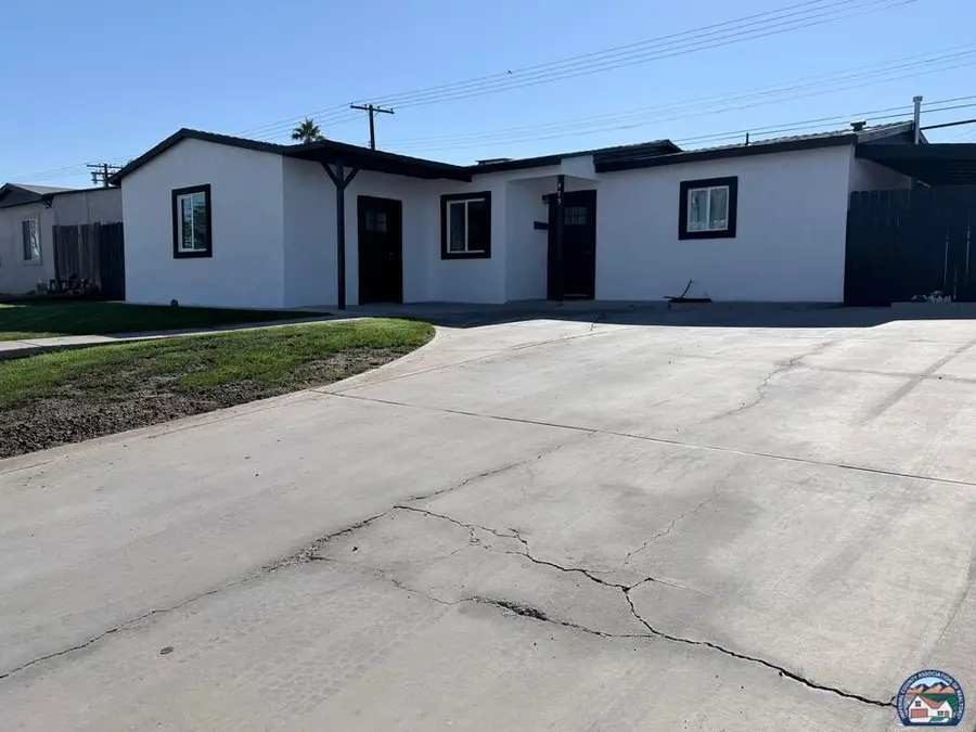 475 Southwind Dr, El Centro, CA 92243 - Image #2