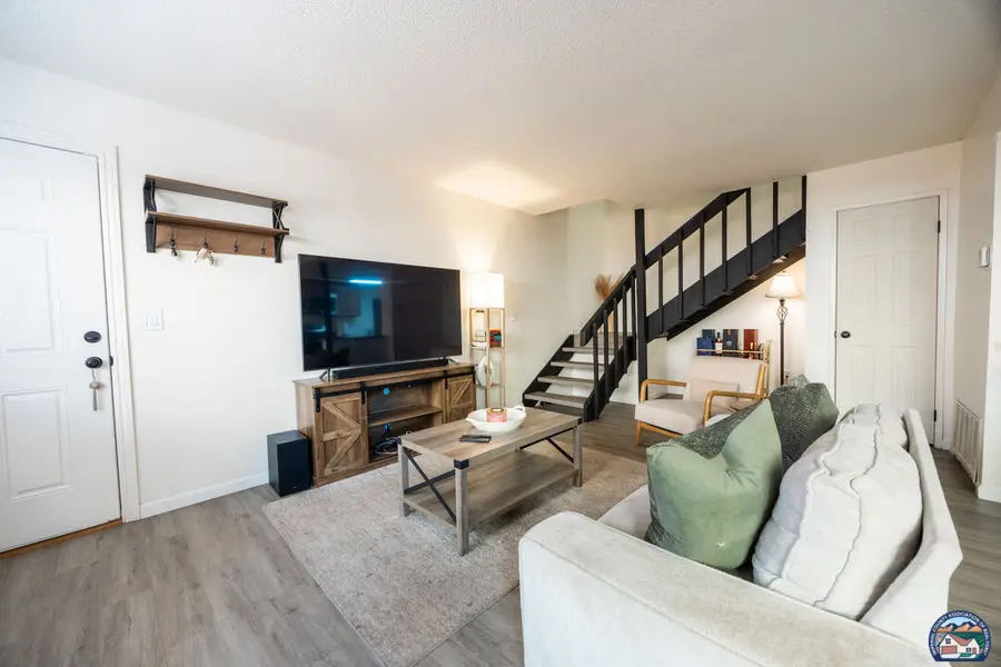 336  S Waterman Ave, El Centro, CA 92243 - Image #2