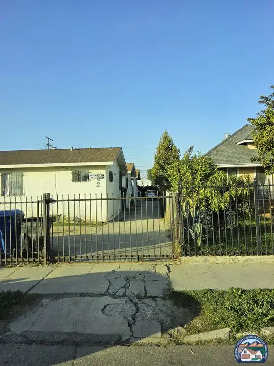 837  65th, Other, CA 90044