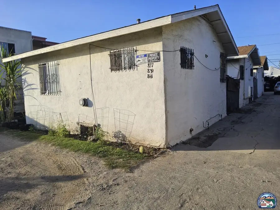 837  65th, Los Angeles, CA 90044 - #3