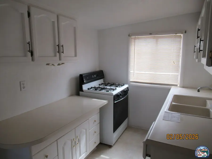 830 Fern Ave, Holtville, CA 92250 - Image #2