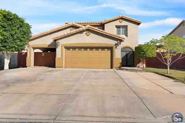 1237 D Hinojosa St, Calexico, CA 92231