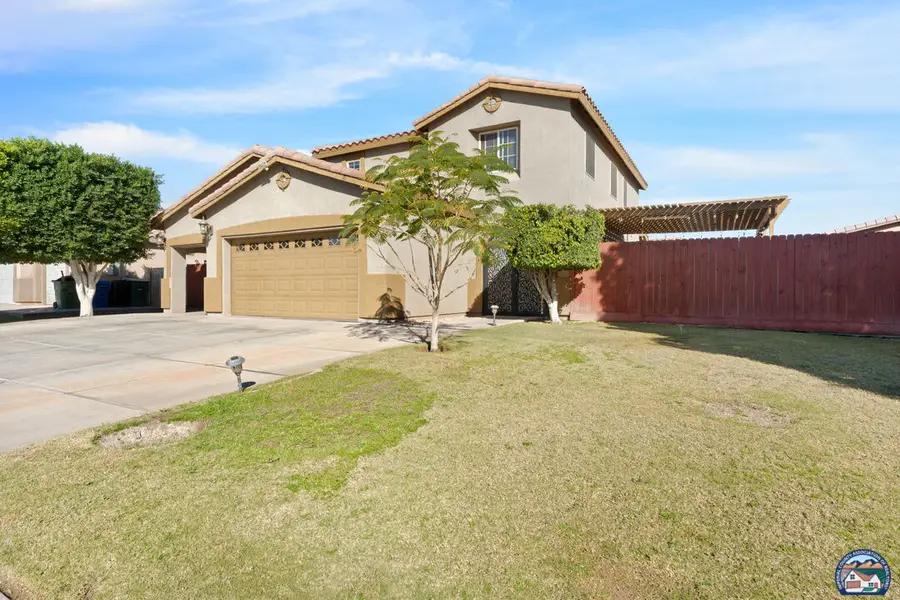 1237 D Hinojosa St, Calexico, CA 92231 - #2