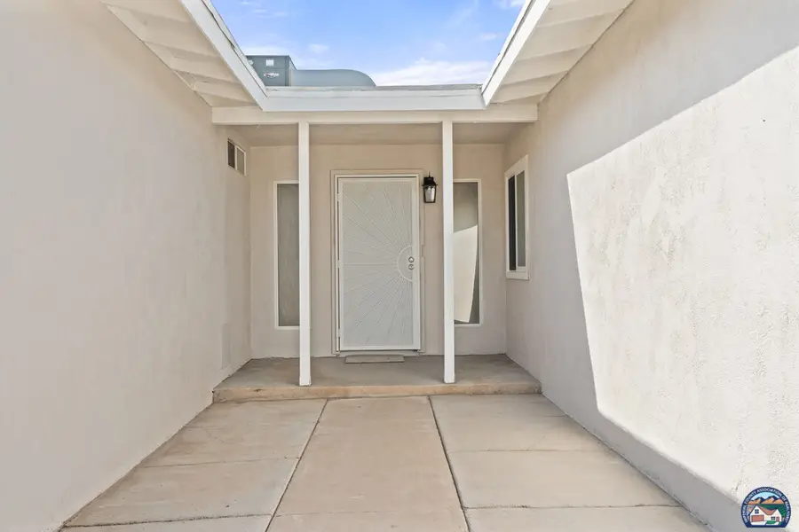 2142  S 10th St, El Centro, CA 92243 - #2