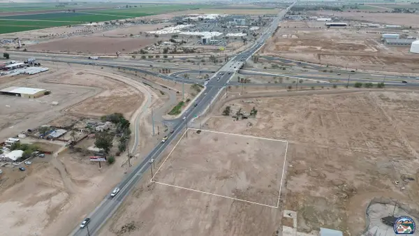 1998 S Dogwood Rd, El Centro, CA 92243