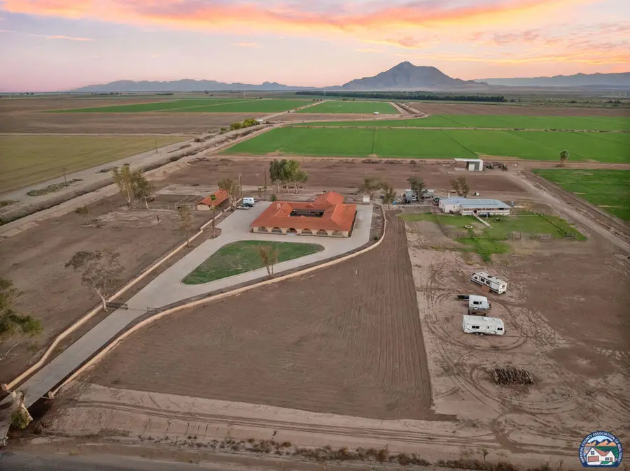 1905  W Wixom Rd, El Centro, CA 92243 - #3