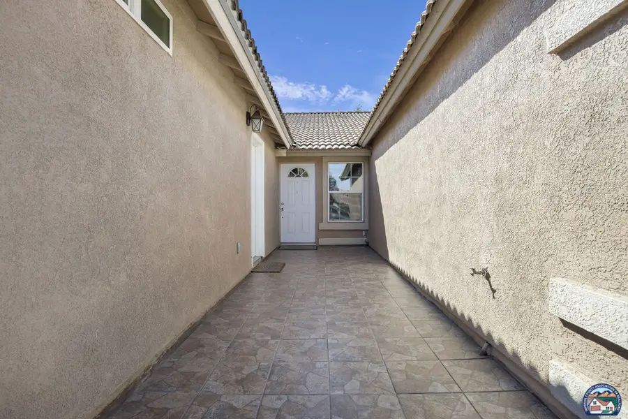 950   Santa Ana St, Calexico, CA 92231 - #2