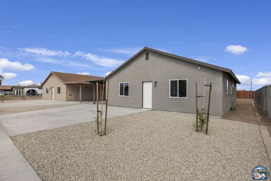 384   E Heil Ave, El Centro, CA 92243 - #2