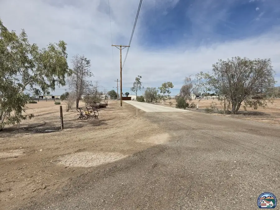 627  W Belford Rd, Imperial, CA 92251 - #2