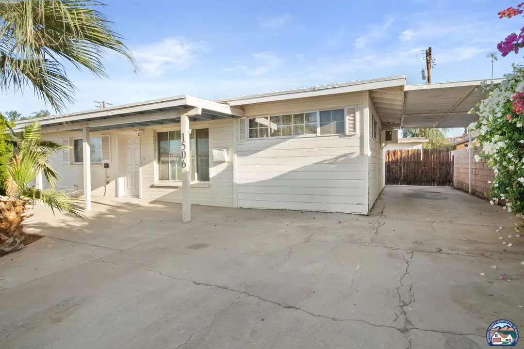 1506 W Hamilton Ave, El Centro, CA 92243 - #1