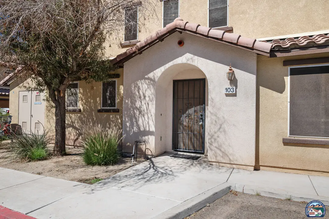 642  W Brewer Rd, Imperial, CA 92251 - #1