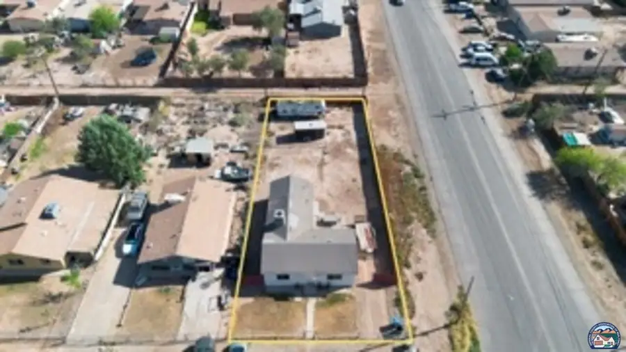 207 E Barbara St, Calipatria, CA 92233 - #3