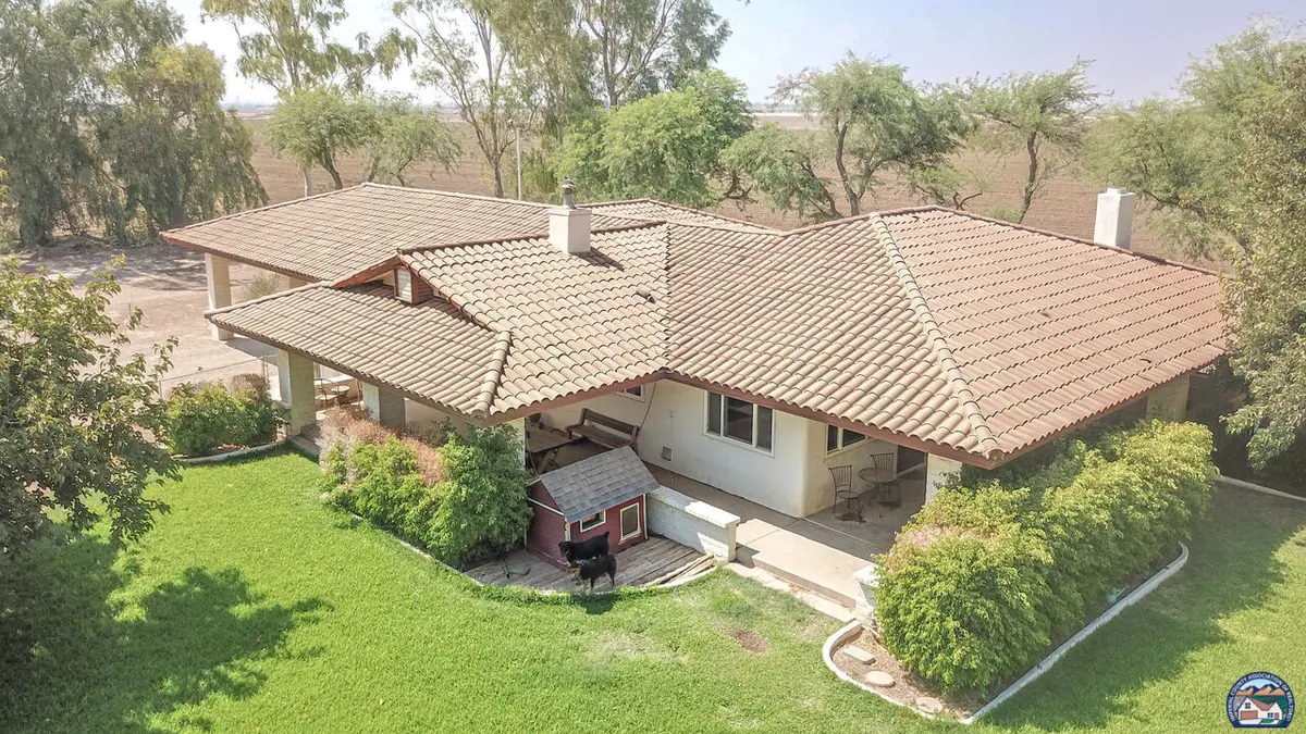 1953 Bowker Rd, El Centro, CA 92243 - #1