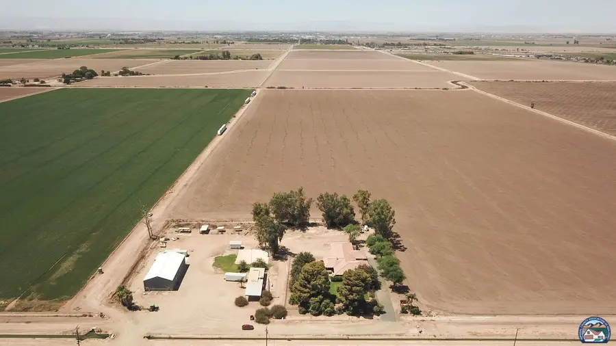 1953 Bowker Rd, El Centro, CA 92243 - #3