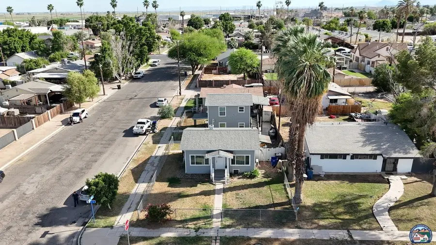 525  S 5th St, Brawley, CA 92227 - #3