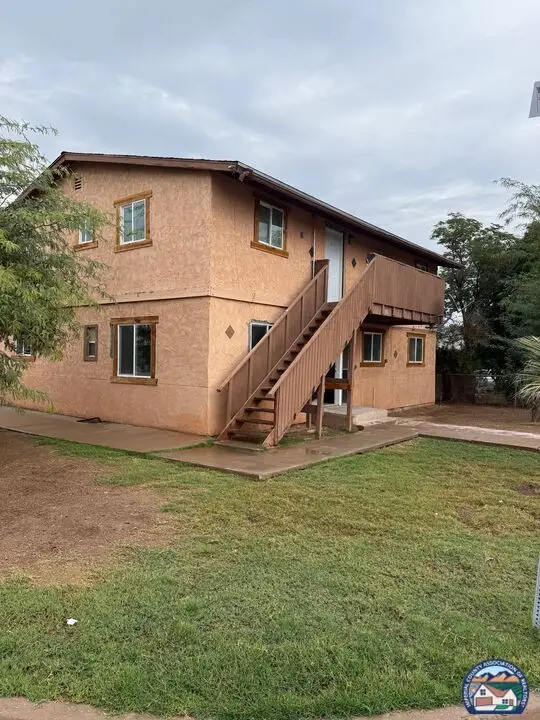 232 W Barbara St, Calipatria, CA 92233