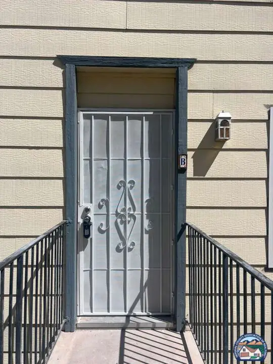 1732 W Olive Ave, El Centro, CA 92243 - #2