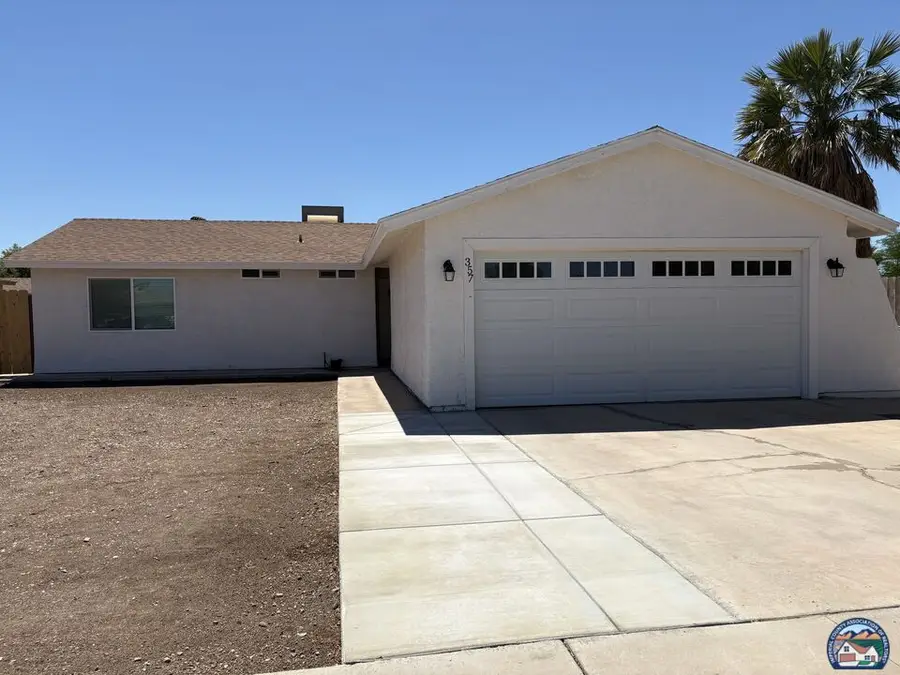 357 Calvary Ave, El Centro, CA 92243 - #2
