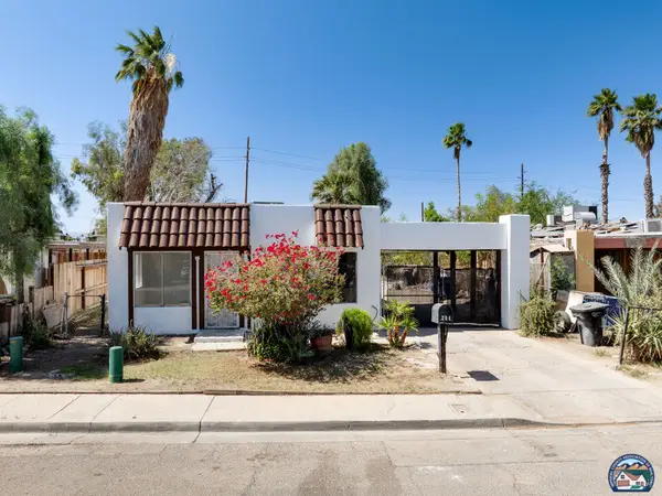 204   Lopez Ct, Calexico, CA 92231
