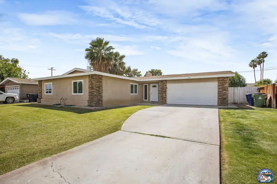 683 Sycamore Dr, Brawley, CA 92227 - #2