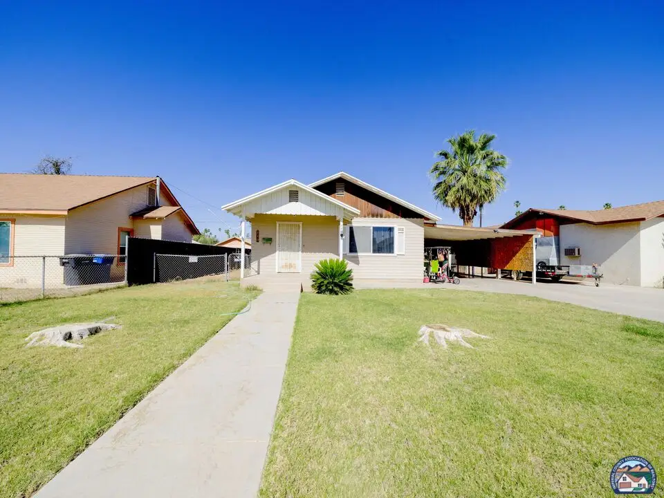 561 561 1/2 Orange Ave, Holtville, CA 92250 - #1