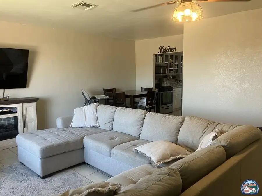 312  E 5th St, Imperial, CA 92251 - #2