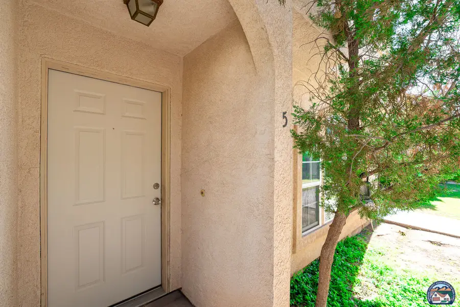 1140 Rosas St, Calexico, CA 92231 - #2